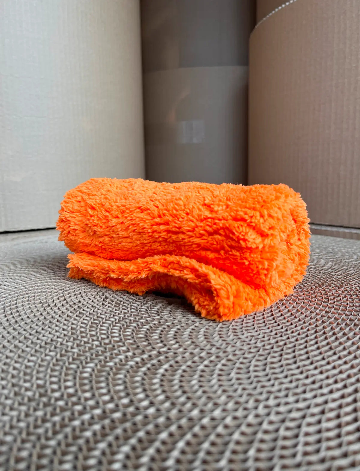 Rejuvenating Stone Oil & Microfibre Cloth