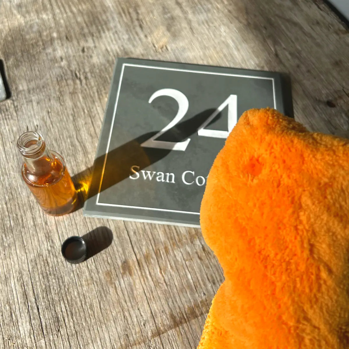 Sealant Oil & Cloth for Your House Sign